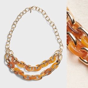 NWT Banana Republic Resin & Gold Statement Necklace